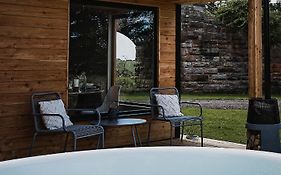 Off The Track Scotland, Luxury Lodge